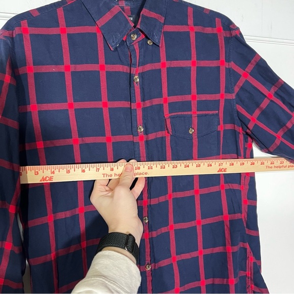 J. Crew Brushed Twill Flannel Button Down Plaid Navy and Red Size Medium Slim - Picture 6 of 11